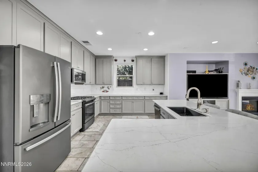 530 Sand Crane, Sparks, Nevada 89436, 4 Bedrooms Bedrooms, ,3 BathroomsBathrooms,Residential,Residential,Sand Crane,260004519