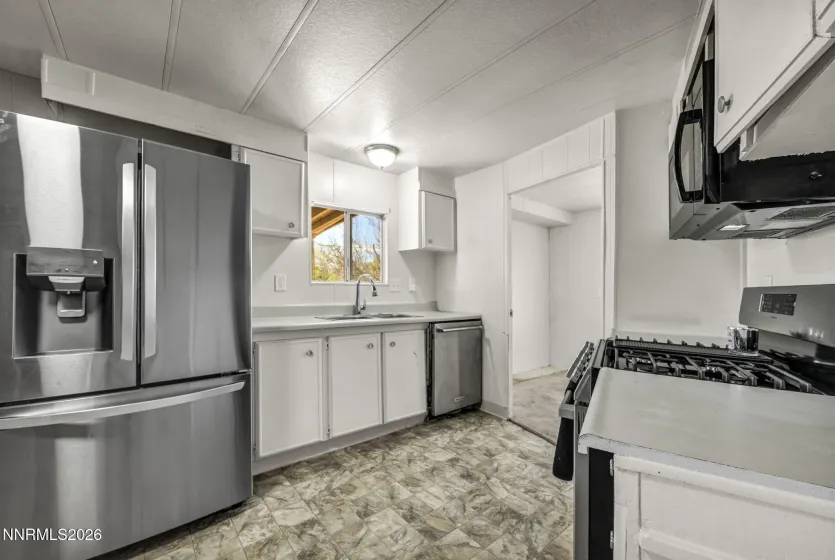 150 4th, Sun Valley, Nevada 89433, 3 Bedrooms Bedrooms, ,2 BathroomsBathrooms,Residential,Residential,4th,260004523