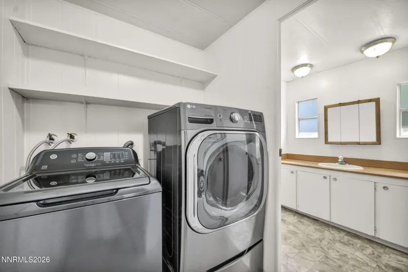 150 4th, Sun Valley, Nevada 89433, 3 Bedrooms Bedrooms, ,2 BathroomsBathrooms,Residential,Residential,4th,260004523