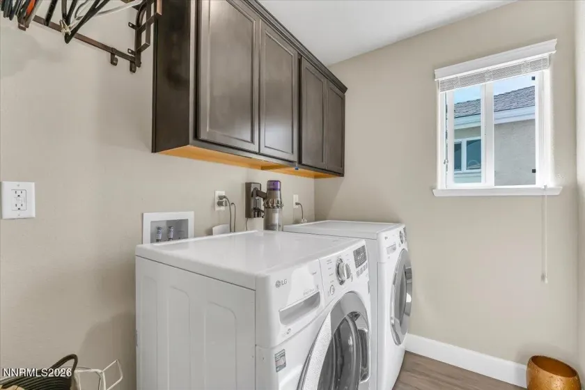 3651 Oaklawn, Reno, Nevada 89512, 4 Bedrooms Bedrooms, ,3 BathroomsBathrooms,Residential,Residential,Oaklawn,260004524