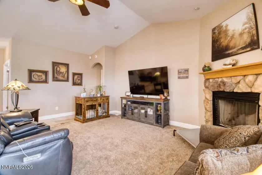 649 Saddle Horn, Fernley, Nevada 89408, 3 Bedrooms Bedrooms, ,2 BathroomsBathrooms,Residential,Residential,Saddle Horn,260004525