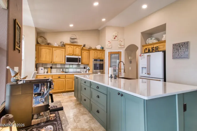 649 Saddle Horn, Fernley, Nevada 89408, 3 Bedrooms Bedrooms, ,2 BathroomsBathrooms,Residential,Residential,Saddle Horn,260004525