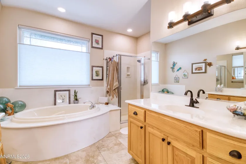 649 Saddle Horn, Fernley, Nevada 89408, 3 Bedrooms Bedrooms, ,2 BathroomsBathrooms,Residential,Residential,Saddle Horn,260004525