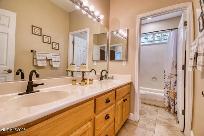 649 Saddle Horn, Fernley, Nevada 89408, 3 Bedrooms Bedrooms, ,2 BathroomsBathrooms,Residential,Residential,Saddle Horn,260004525