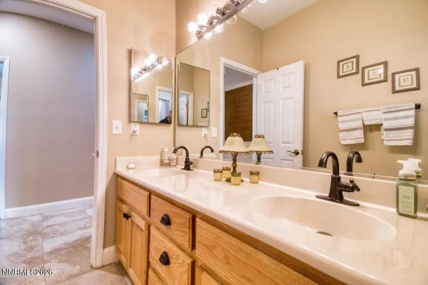 649 Saddle Horn, Fernley, Nevada 89408, 3 Bedrooms Bedrooms, ,2 BathroomsBathrooms,Residential,Residential,Saddle Horn,260004525