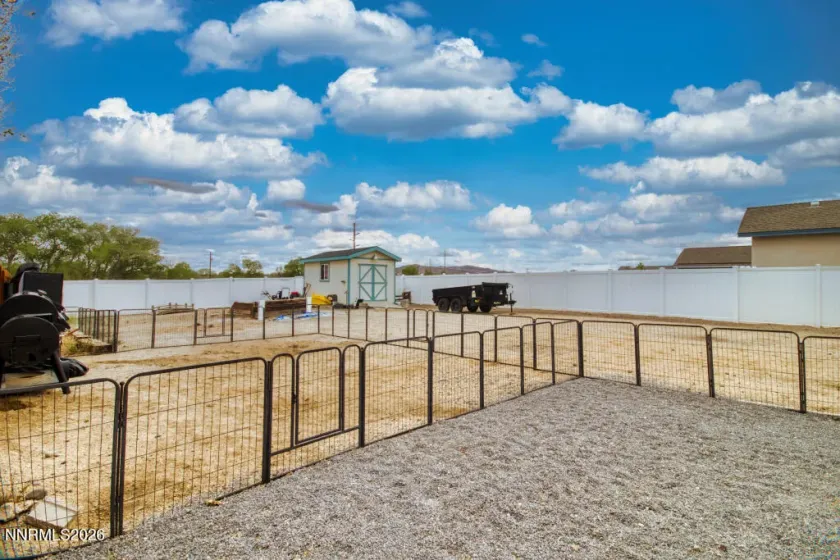 649 Saddle Horn, Fernley, Nevada 89408, 3 Bedrooms Bedrooms, ,2 BathroomsBathrooms,Residential,Residential,Saddle Horn,260004525