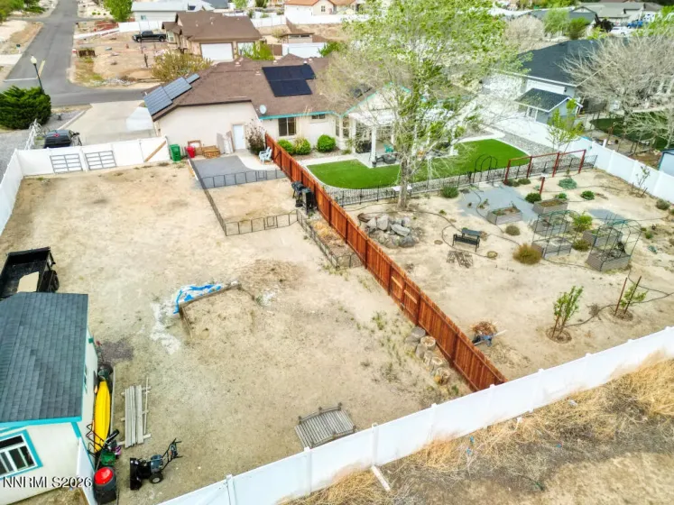 649 Saddle Horn, Fernley, Nevada 89408, 3 Bedrooms Bedrooms, ,2 BathroomsBathrooms,Residential,Residential,Saddle Horn,260004525