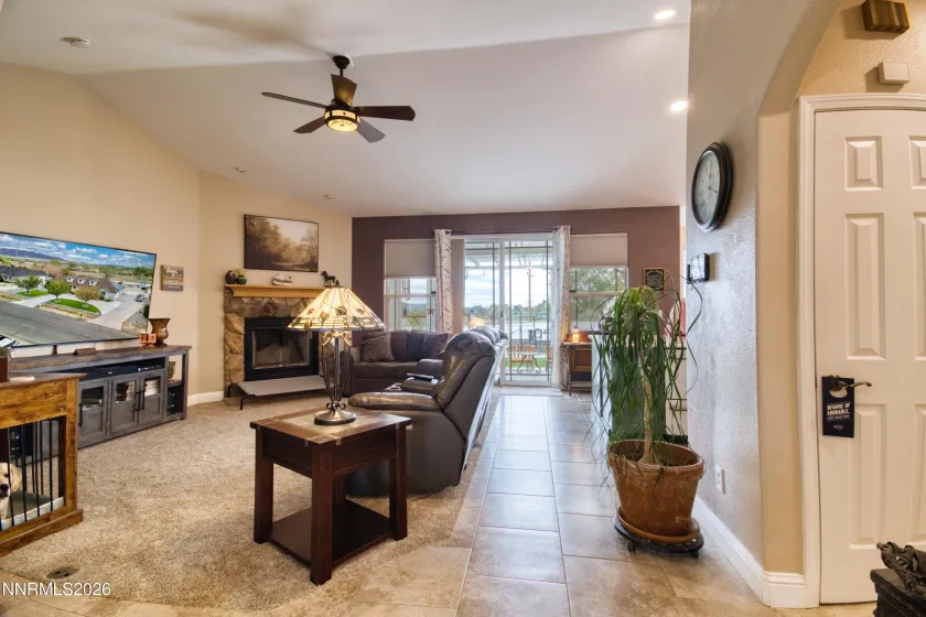 649 Saddle Horn, Fernley, Nevada 89408, 3 Bedrooms Bedrooms, ,2 BathroomsBathrooms,Residential,Residential,Saddle Horn,260004525