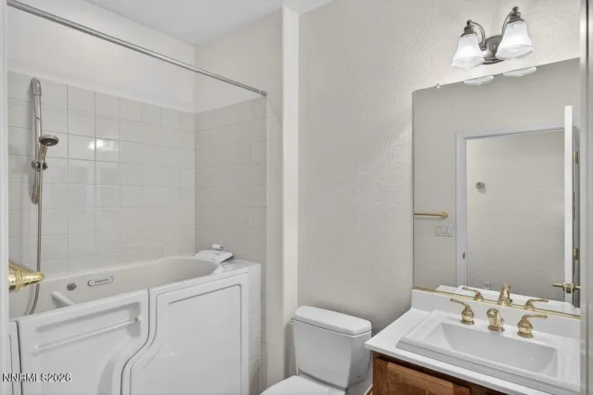 1715 Trail Creek, Reno, Nevada 89523, 2 Bedrooms Bedrooms, ,2 BathroomsBathrooms,Residential,Residential,Trail Creek,260004526