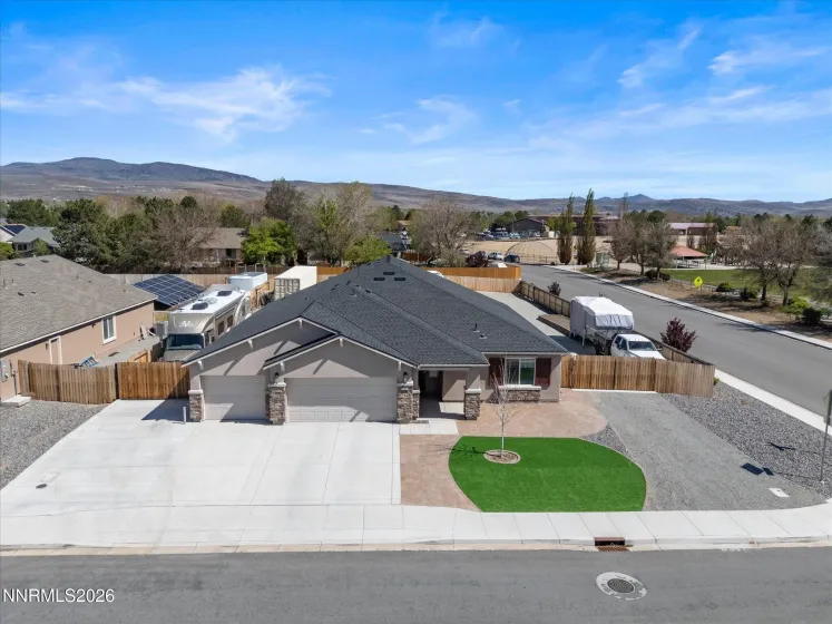 1980 Lanstar, Sparks, Nevada 89441, 4 Bedrooms Bedrooms, ,3 BathroomsBathrooms,Residential,Residential,Lanstar,260004527