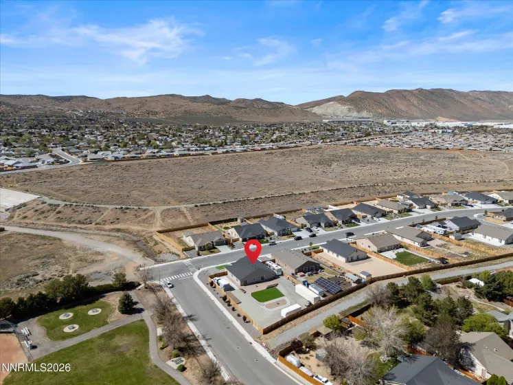 1980 Lanstar, Sparks, Nevada 89441, 4 Bedrooms Bedrooms, ,3 BathroomsBathrooms,Residential,Residential,Lanstar,260004527