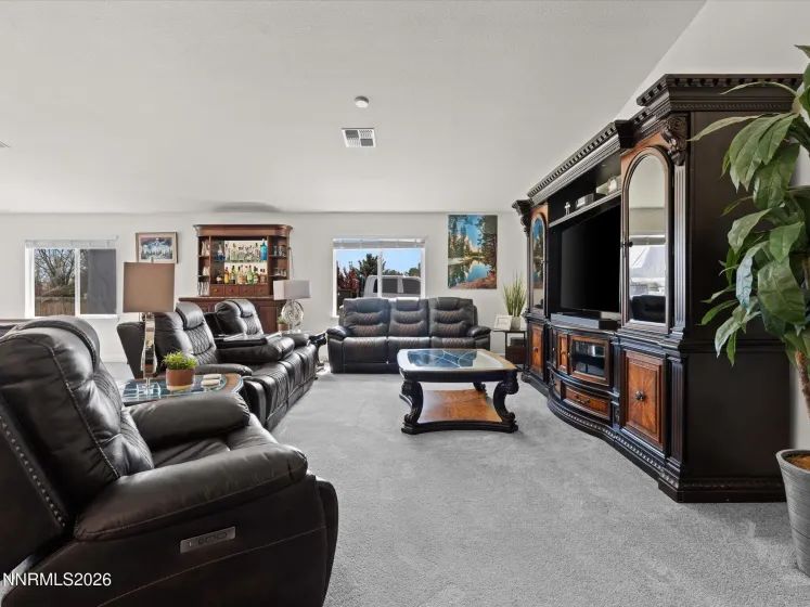 1980 Lanstar, Sparks, Nevada 89441, 4 Bedrooms Bedrooms, ,3 BathroomsBathrooms,Residential,Residential,Lanstar,260004527