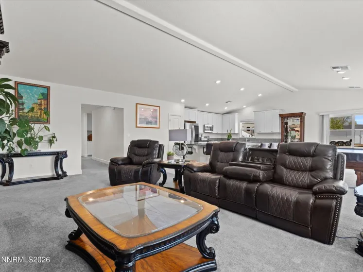 1980 Lanstar, Sparks, Nevada 89441, 4 Bedrooms Bedrooms, ,3 BathroomsBathrooms,Residential,Residential,Lanstar,260004527