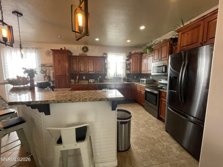 332 Lawndale, Spring Creek, Nevada 89815, 5 Bedrooms Bedrooms, ,3 BathroomsBathrooms,Residential,Residential,Lawndale,260004530