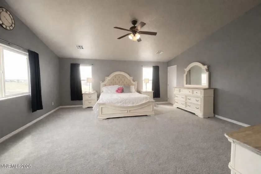 332 Lawndale, Spring Creek, Nevada 89815, 5 Bedrooms Bedrooms, ,3 BathroomsBathrooms,Residential,Residential,Lawndale,260004530