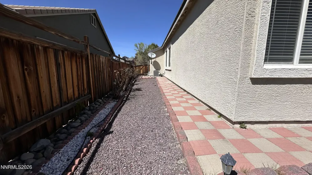 7560 Bareback, Sparks, Nevada 89436, 4 Bedrooms Bedrooms, ,2 BathroomsBathrooms,Residential,Residential,Bareback,260004532