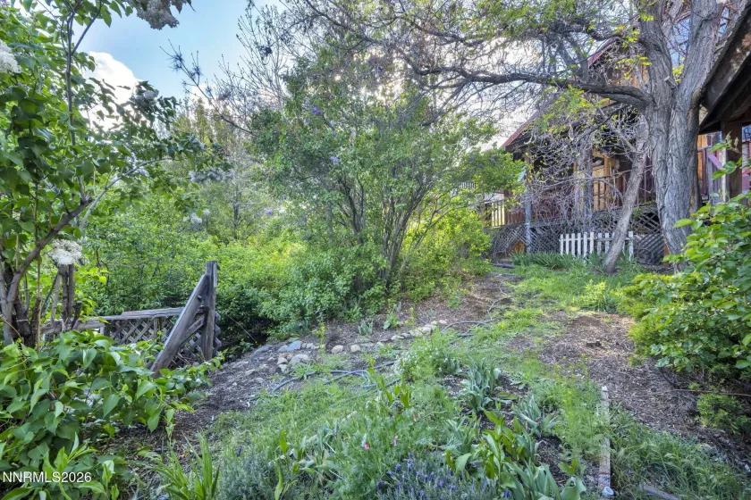 1015 US highway 395, Washoe Valley, Nevada 89704, 7 Bedrooms Bedrooms, ,6 BathroomsBathrooms,Residential,Residential,US highway 395,260004512