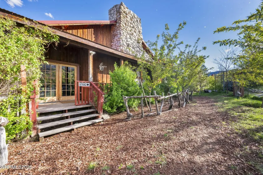 1015 US highway 395, Washoe Valley, Nevada 89704, 7 Bedrooms Bedrooms, ,6 BathroomsBathrooms,Residential,Residential,US highway 395,260004512