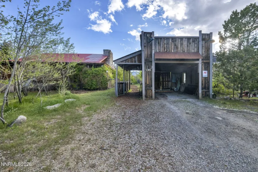 1015 US highway 395, Washoe Valley, Nevada 89704, 7 Bedrooms Bedrooms, ,6 BathroomsBathrooms,Residential,Residential,US highway 395,260004512