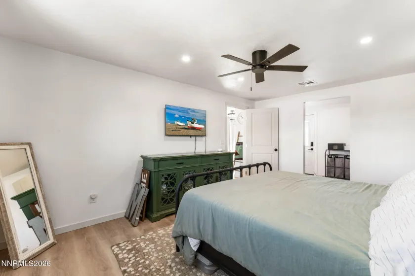 879 Whitney, Gardnerville, Nevada 89460, 3 Bedrooms Bedrooms, ,1 BathroomBathrooms,Residential,Residential,Whitney,260004536