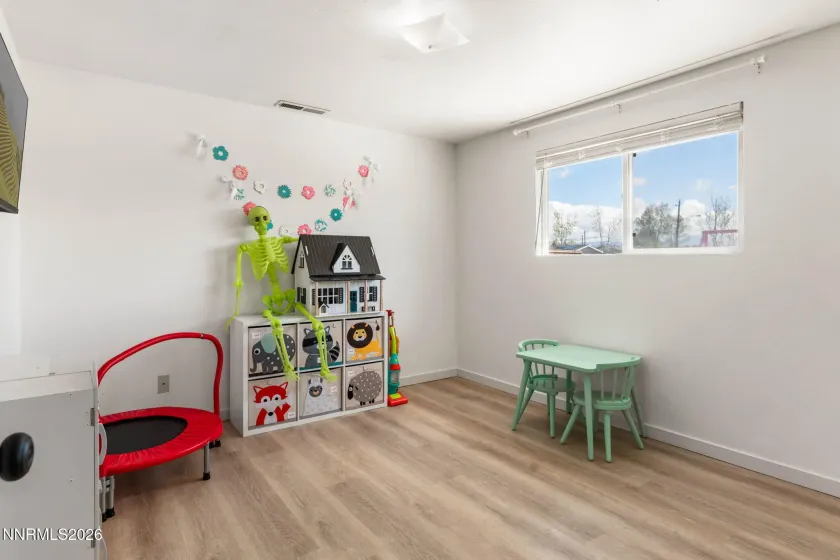 879 Whitney, Gardnerville, Nevada 89460, 3 Bedrooms Bedrooms, ,1 BathroomBathrooms,Residential,Residential,Whitney,260004536