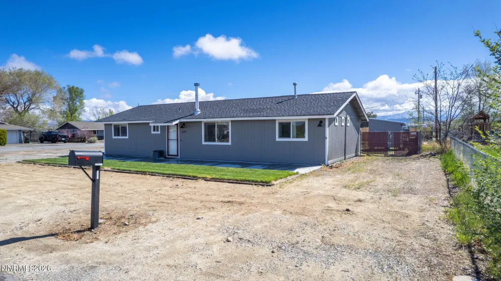 879 Whitney, Gardnerville, Nevada 89460, 3 Bedrooms Bedrooms, ,1 BathroomBathrooms,Residential,Residential,Whitney,260004536