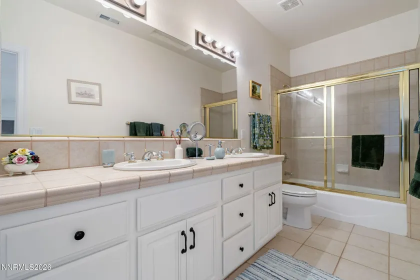 4905 Gallup, Reno, Nevada 89511, 5 Bedrooms Bedrooms, ,4 BathroomsBathrooms,Residential,Residential,Gallup,260004537