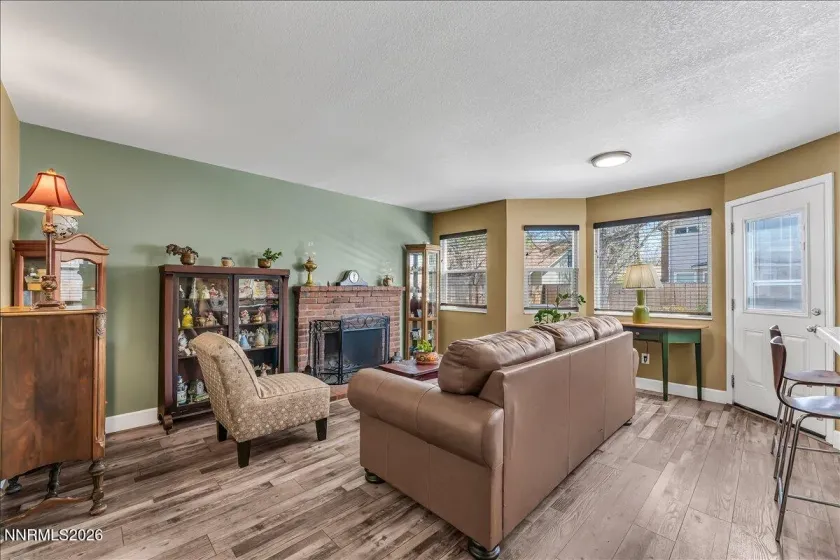 1402 Alvin, Sparks, Nevada 89434, 3 Bedrooms Bedrooms, ,3 BathroomsBathrooms,Residential,Residential,Alvin,260004538