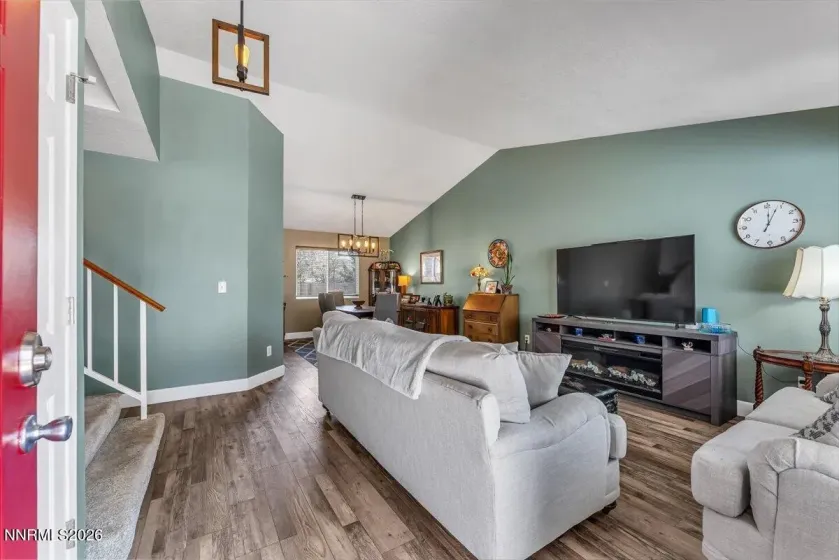 1402 Alvin, Sparks, Nevada 89434, 3 Bedrooms Bedrooms, ,3 BathroomsBathrooms,Residential,Residential,Alvin,260004538