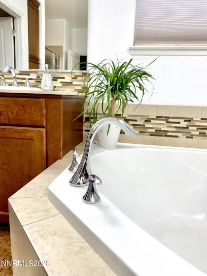 7125 Truth, Sparks, Nevada 89436, 5 Bedrooms Bedrooms, ,3 BathroomsBathrooms,Residential,Residential,Truth,260004541