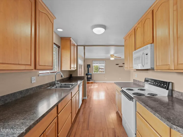 3692 Summer Hill, Carson City, Nevada 89705, 4 Bedrooms Bedrooms, ,2 BathroomsBathrooms,Residential,Residential,Summer Hill,260004542