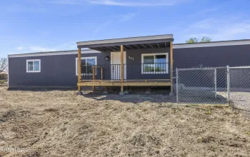 843 Silver, Fernley, Nevada 89408, 3 Bedrooms Bedrooms, ,2 BathroomsBathrooms,Residential,Residential,Silver,260004546