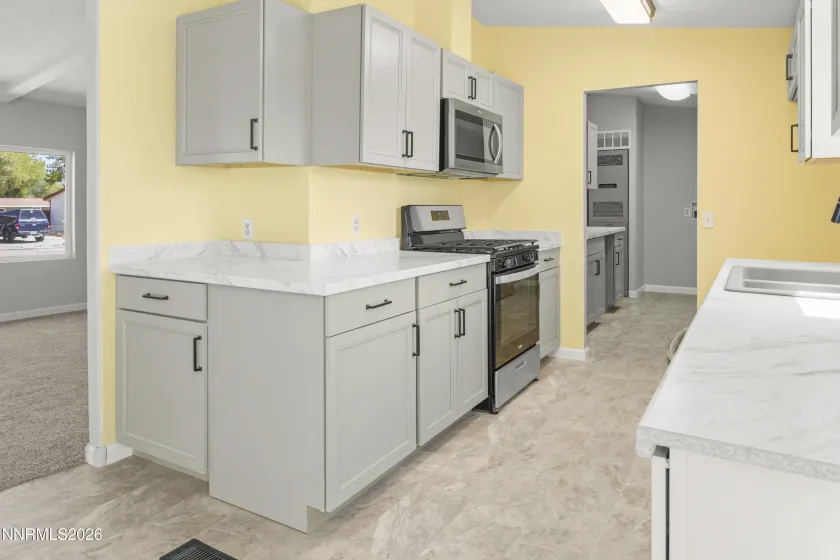 843 Silver, Fernley, Nevada 89408, 3 Bedrooms Bedrooms, ,2 BathroomsBathrooms,Residential,Residential,Silver,260004546