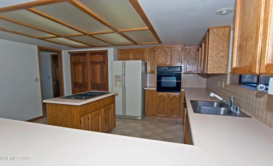 1058 Tenabo, Gardnerville, Nevada 89410, 3 Bedrooms Bedrooms, ,2 BathroomsBathrooms,Residential,Residential,Tenabo,260004550