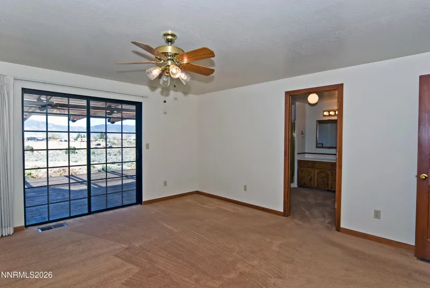 1058 Tenabo, Gardnerville, Nevada 89410, 3 Bedrooms Bedrooms, ,2 BathroomsBathrooms,Residential,Residential,Tenabo,260004550