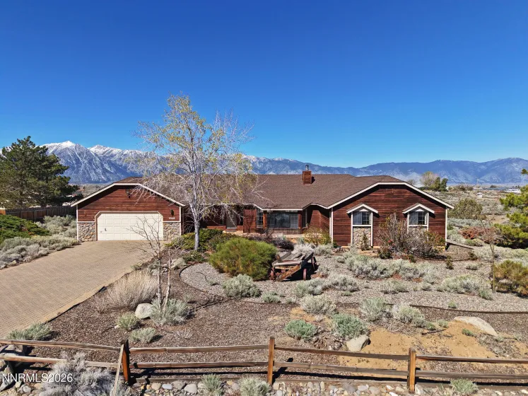 1058 Tenabo, Gardnerville, Nevada 89410, 3 Bedrooms Bedrooms, ,2 BathroomsBathrooms,Residential,Residential,Tenabo,260004550