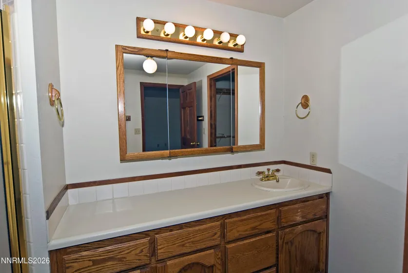 1058 Tenabo, Gardnerville, Nevada 89410, 3 Bedrooms Bedrooms, ,2 BathroomsBathrooms,Residential,Residential,Tenabo,260004550