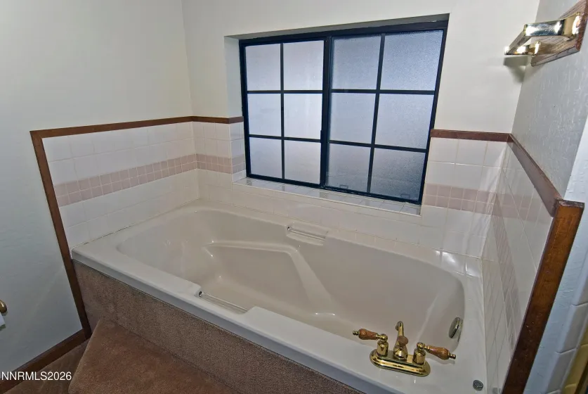 1058 Tenabo, Gardnerville, Nevada 89410, 3 Bedrooms Bedrooms, ,2 BathroomsBathrooms,Residential,Residential,Tenabo,260004550