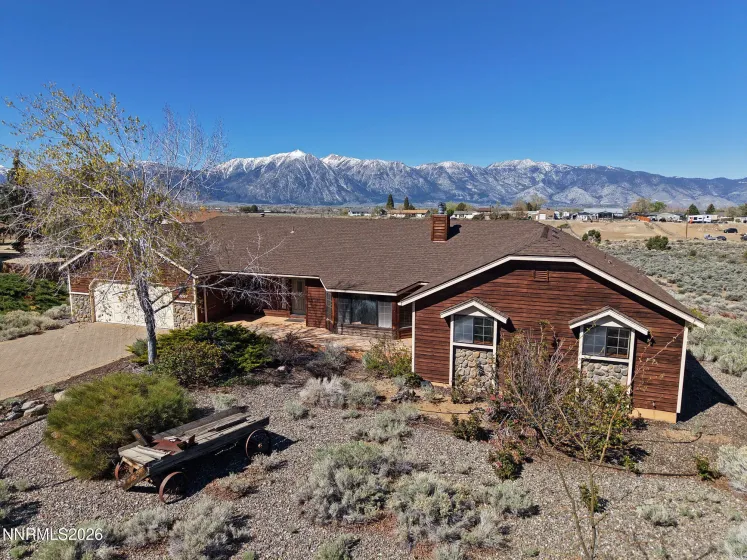 1058 Tenabo, Gardnerville, Nevada 89410, 3 Bedrooms Bedrooms, ,2 BathroomsBathrooms,Residential,Residential,Tenabo,260004550