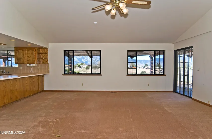 1058 Tenabo, Gardnerville, Nevada 89410, 3 Bedrooms Bedrooms, ,2 BathroomsBathrooms,Residential,Residential,Tenabo,260004550