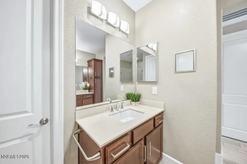 9835 Hafflinger, Reno, Nevada 89521, 2 Bedrooms Bedrooms, ,2 BathroomsBathrooms,Residential,Residential,Hafflinger,260004548