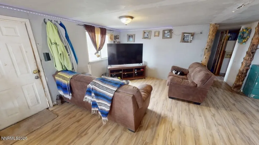 1724 2200 East, Battle Mountain, Nevada 89820, 3 Bedrooms Bedrooms, ,2 BathroomsBathrooms,Residential,Residential,2200 East,260004551