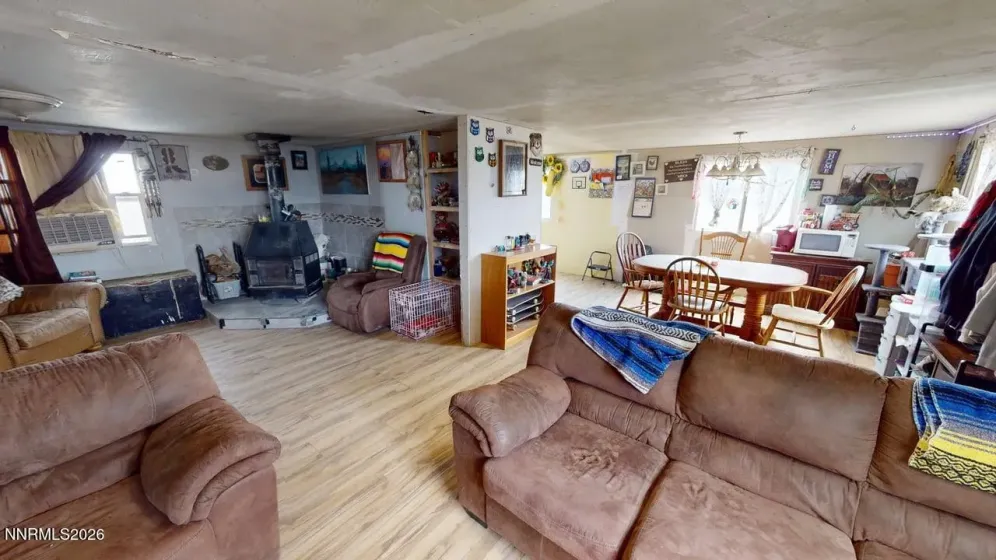 1724 2200 East, Battle Mountain, Nevada 89820, 3 Bedrooms Bedrooms, ,2 BathroomsBathrooms,Residential,Residential,2200 East,260004551