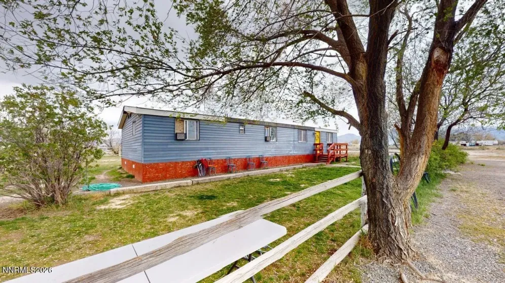 1724 2200 East, Battle Mountain, Nevada 89820, 3 Bedrooms Bedrooms, ,2 BathroomsBathrooms,Residential,Residential,2200 East,260004551
