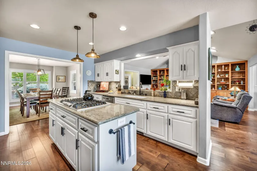 1340 Santa Cruz, Minden, Nevada 89423, 4 Bedrooms Bedrooms, ,3 BathroomsBathrooms,Residential,Residential,Santa Cruz,260004553