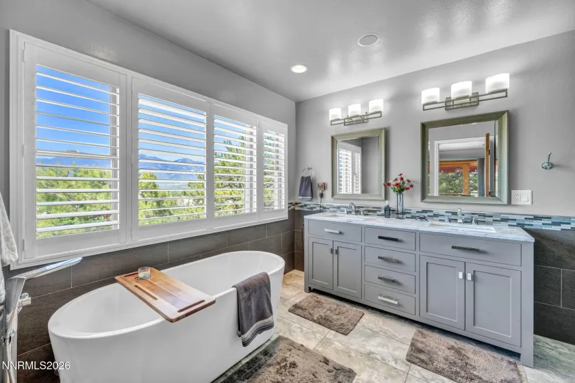 1340 Santa Cruz, Minden, Nevada 89423, 4 Bedrooms Bedrooms, ,3 BathroomsBathrooms,Residential,Residential,Santa Cruz,260004553