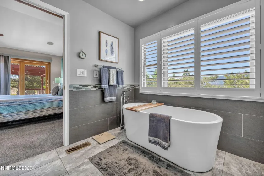 1340 Santa Cruz, Minden, Nevada 89423, 4 Bedrooms Bedrooms, ,3 BathroomsBathrooms,Residential,Residential,Santa Cruz,260004553