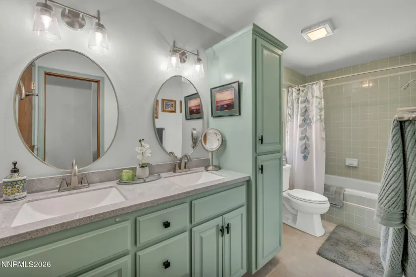 1340 Santa Cruz, Minden, Nevada 89423, 4 Bedrooms Bedrooms, ,3 BathroomsBathrooms,Residential,Residential,Santa Cruz,260004553