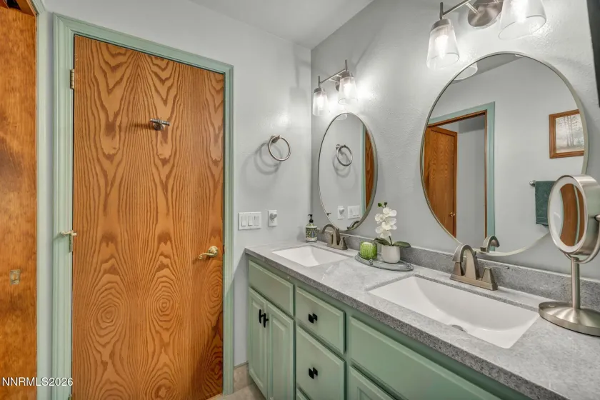 1340 Santa Cruz, Minden, Nevada 89423, 4 Bedrooms Bedrooms, ,3 BathroomsBathrooms,Residential,Residential,Santa Cruz,260004553