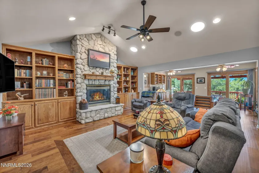 1340 Santa Cruz, Minden, Nevada 89423, 4 Bedrooms Bedrooms, ,3 BathroomsBathrooms,Residential,Residential,Santa Cruz,260004553